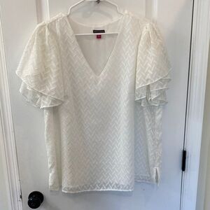 Vince Camuto White Textured V-Neck Flutter Sleeve Top